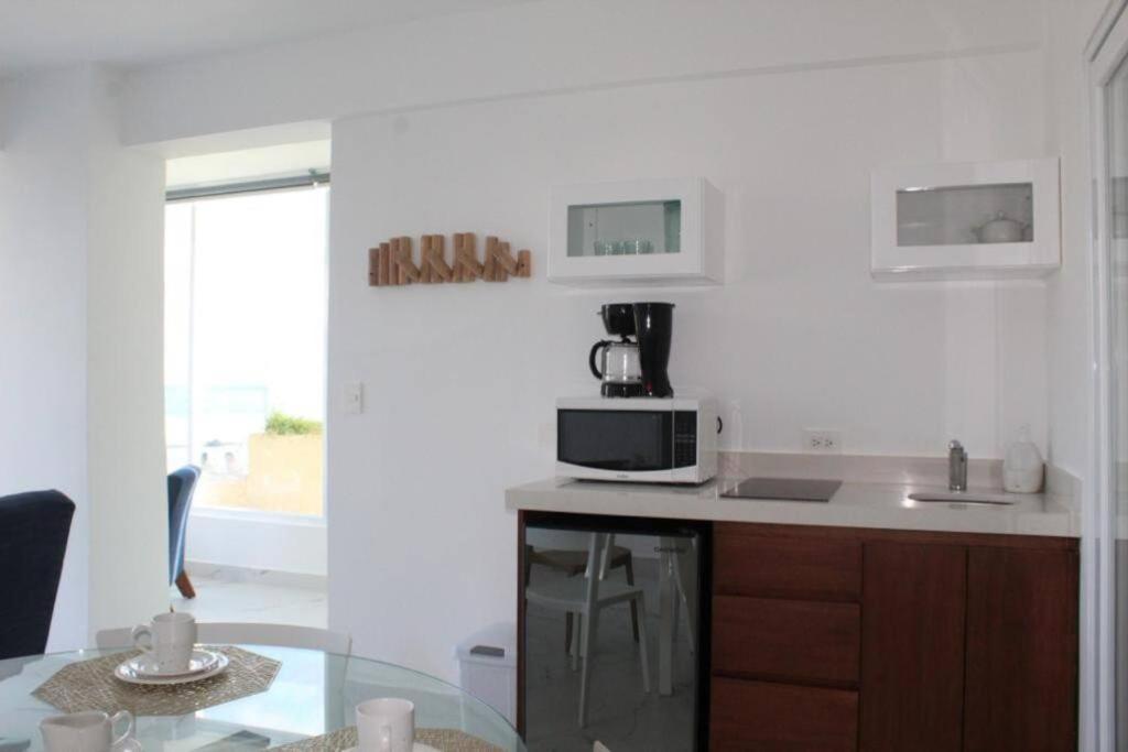 Beach Front Renewed Apartment Канкун Экстерьер фото